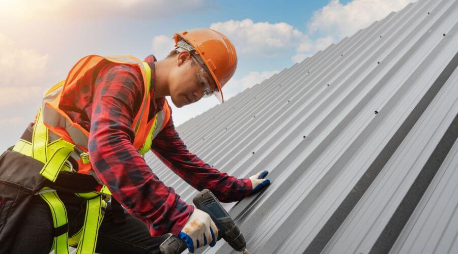 Expert top industrial roofings services in Bluff Springs, IL